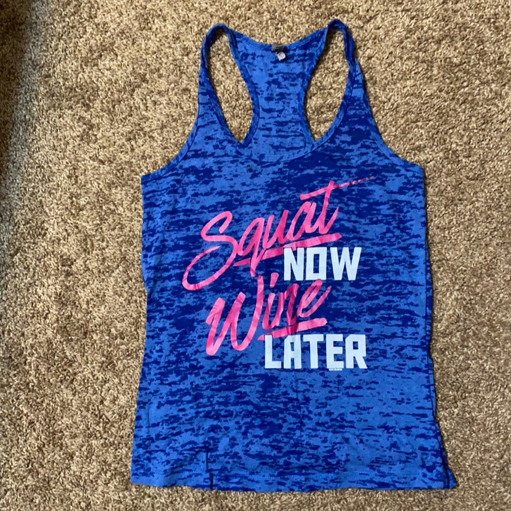 Graphic T ‘squat now wine later’